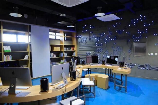 青年創客“論劍”夢空間