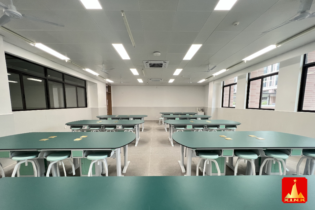 探究<a href='http://m.get-sharoushi.com/' target='1' style='font-size:14px; font-weight:bold; color:#0080ff;'>物理實驗室</a>