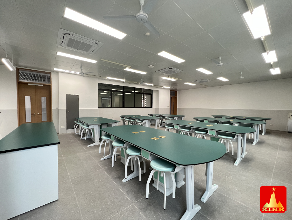 探究<a href='http://m.get-sharoushi.com/' target='1' style='font-size:14px; font-weight:bold; color:#0080ff;'>物理實驗室</a>