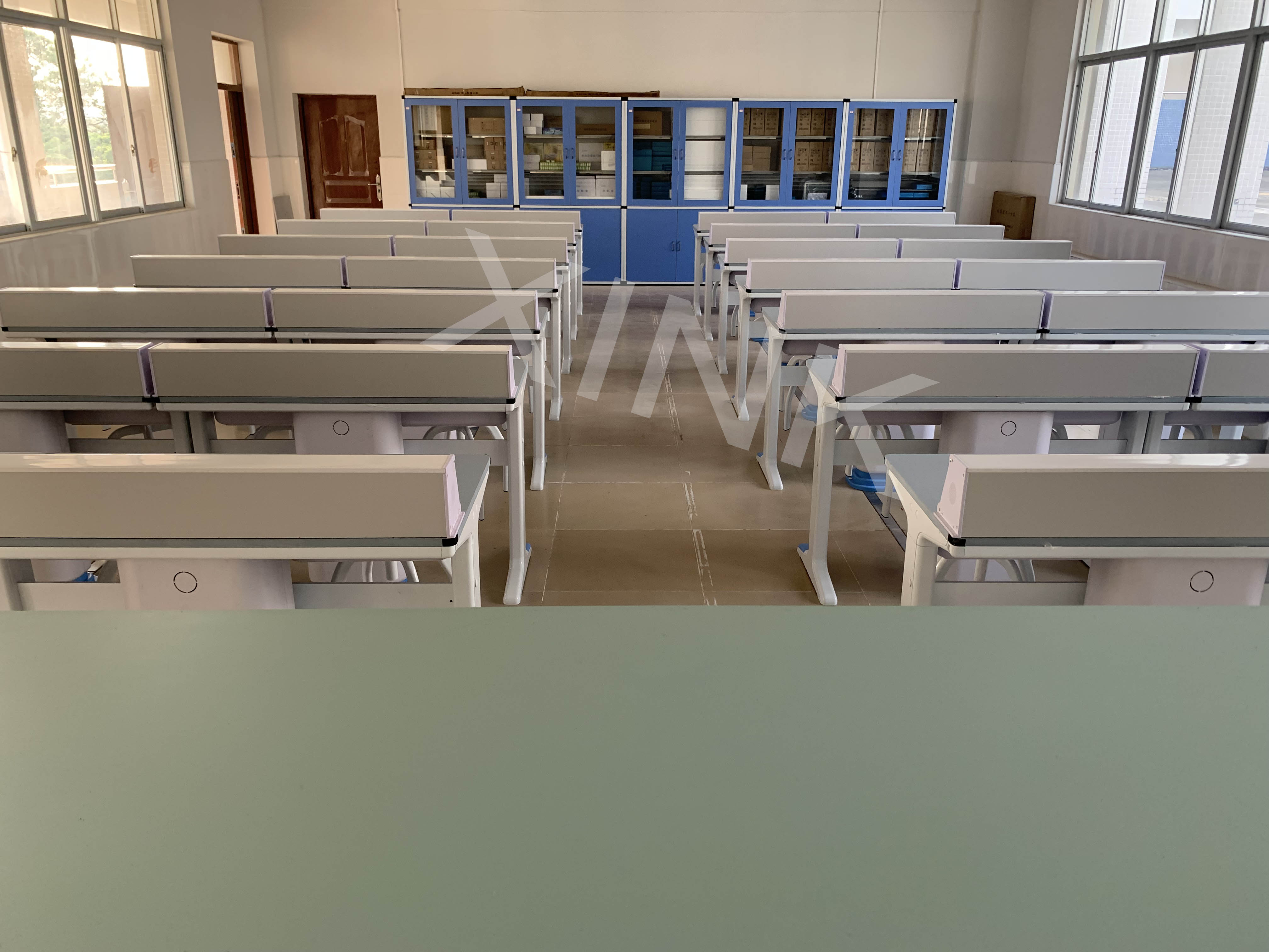 電學<a href='http://m.get-sharoushi.com/' target='1' style='font-size:14px; font-weight:bold; color:#0080ff;'>物理實驗室</a>