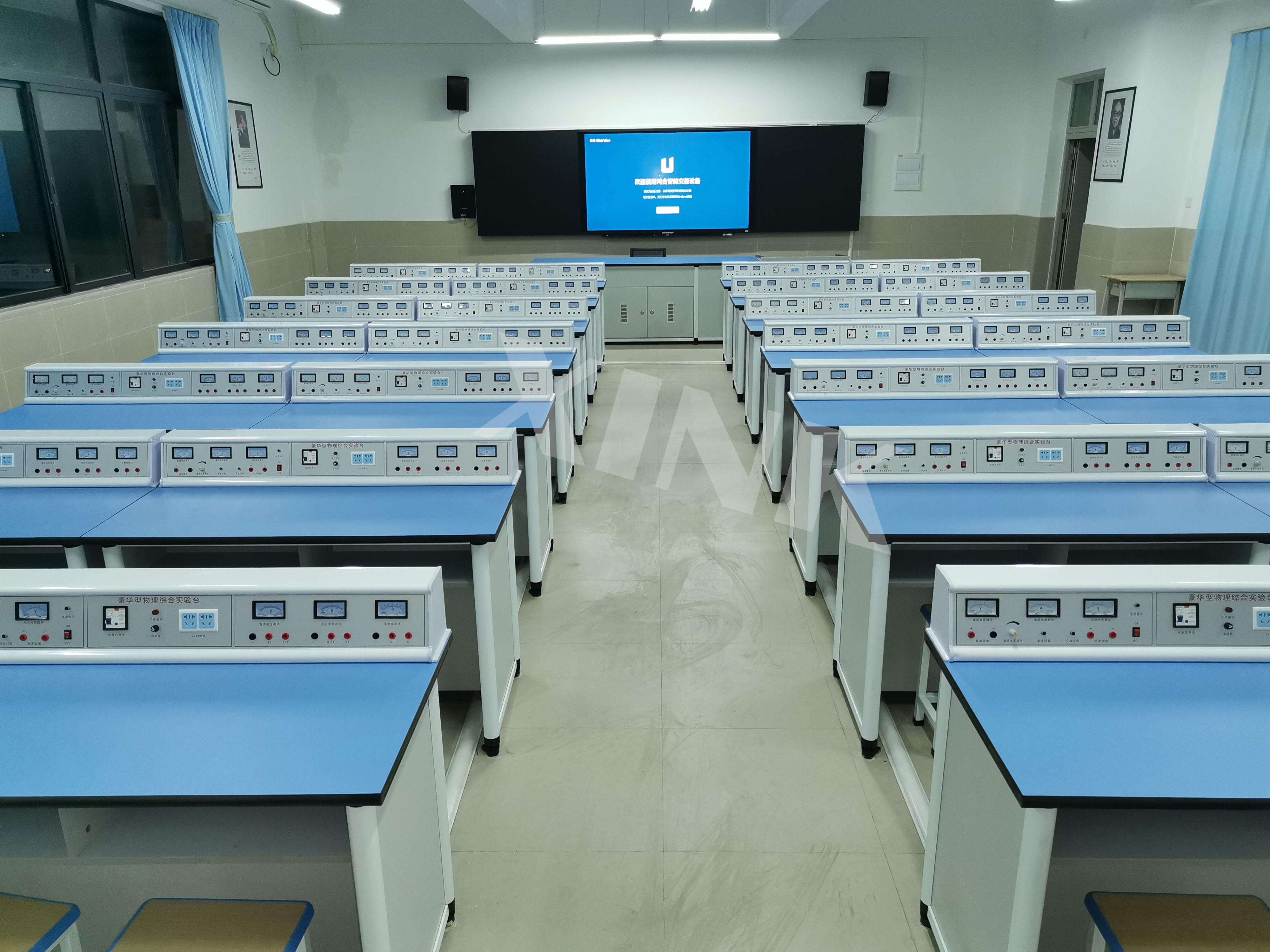 <a href='http://m.get-sharoushi.com/' target='1' style='font-size:14px; font-weight:bold; color:#0080ff;'>物理實驗室</a>