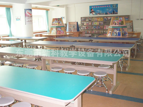 <a href='http://m.get-sharoushi.com/chanpin/110-1.html' target='1' style='font-size:18px; font-weight:bold; color:#000000;'>圖書閱覽室</a>7