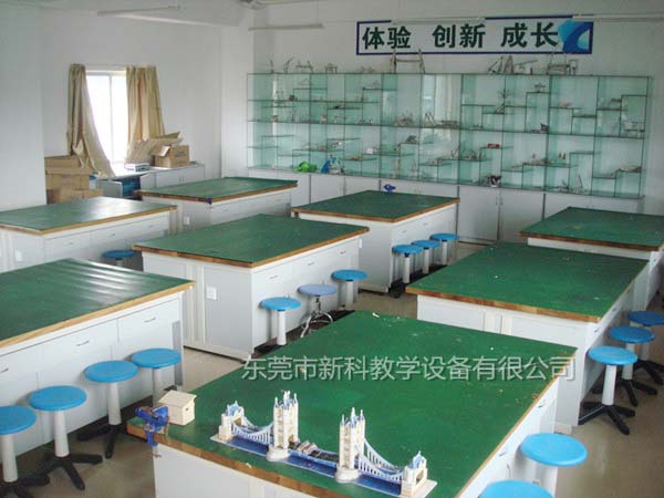 <a href='http://m.get-sharoushi.com/chanpinyiji/37-1.html' target='1' style='font-size:18px; font-weight:bold; color:#ff0000;'>通用技術實驗室設備</a>