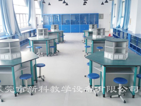 <a href='http://m.get-sharoushi.com/chanpin/60-1.html' target='1' style='font-size:18px; font-weight:bold; color:#000000;'>機器人功能室</a>3