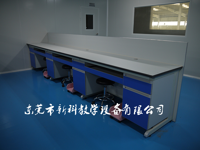 <a href='http://m.get-sharoushi.com/products/64-1.html' target='1' style='font-size:18px; font-weight:bold; color:#000000;'>實驗室邊臺</a>案例